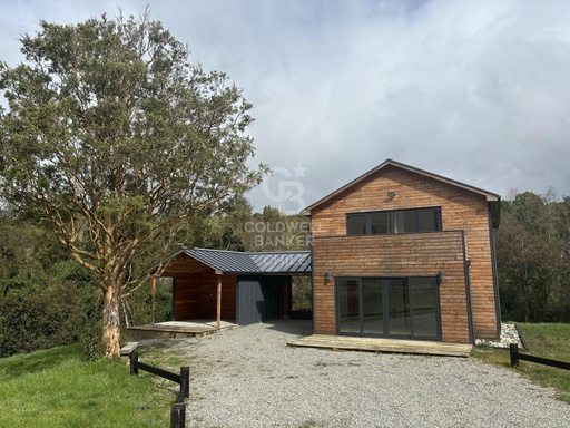 Dos casas en  Puerto Varas | Oportunidad de inversión.