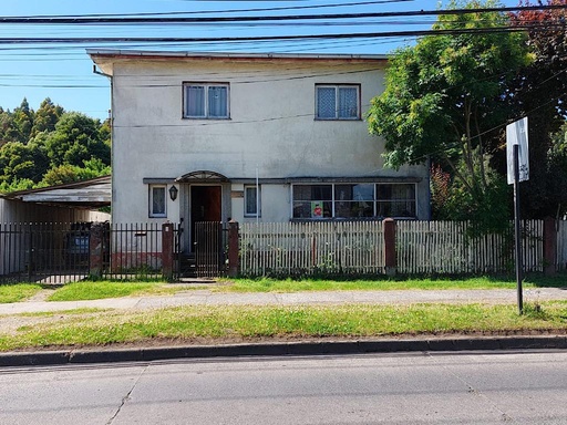 Gran Casa de esquina con sitio en Osorno.