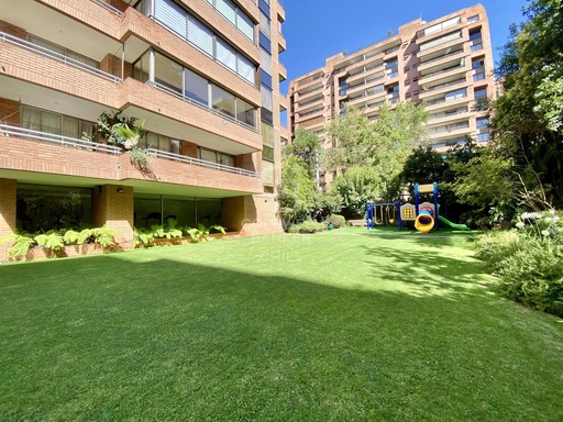 Amplio departamento en  zona residencial del Golf