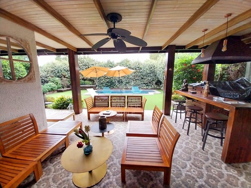 Excelente casa remodelada