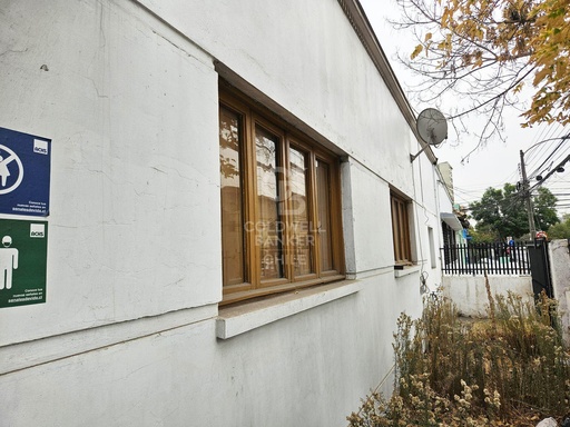 Casa Comercial en Ñuñoa - Buena Conectividad