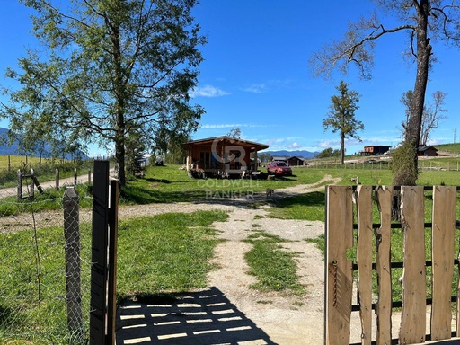 Casa en Panguipulli |  Vista a volcanes.
