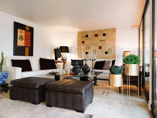 OPORTUNIDAD: Portal La Dehesa, Dpto. con jardín de 300 m2!