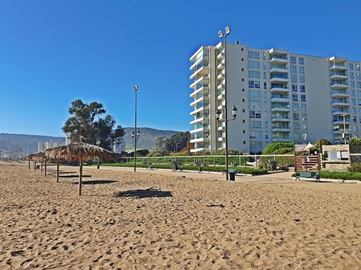 Tu santuario en Laguna Papudo, Salida directa a la playa