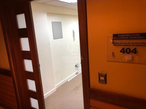 Oficinas de 32 m2 habilitadas en centro de Puerto Montt