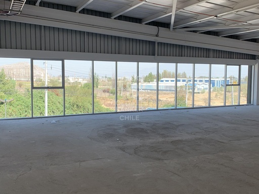 Bodega 670 m2 200 Oficinas
