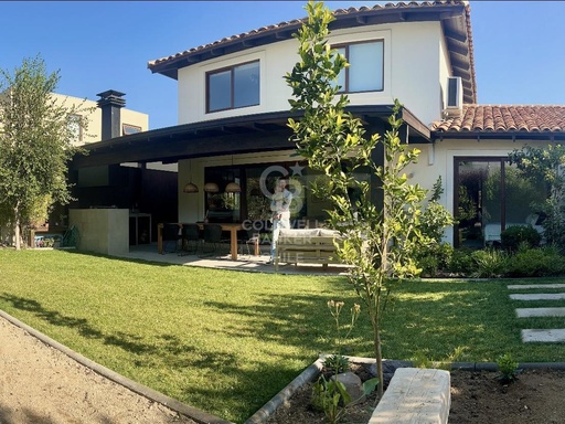 Impecable | Condominio Los Montes