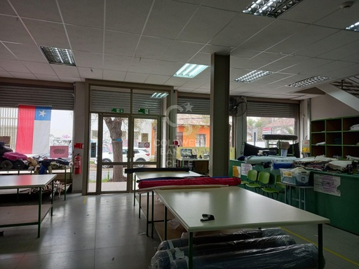 Gran local comercial en arriendo, San Bernardo