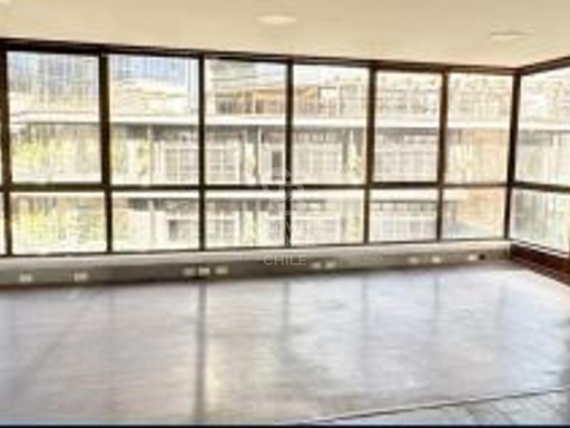 Oficinas cercana a Costanera Norte, Tobalaba.