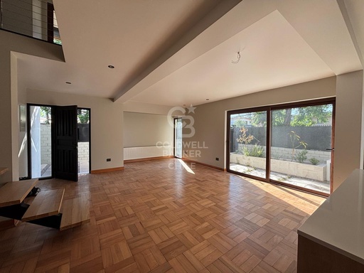 Casa 100% remodelada cercana al Bradford