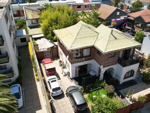 Oportunidad Única! Inversión, 2 casas en terreno 800 M2