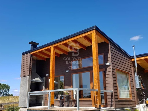 Cabaña en parcela con vista al Volcán