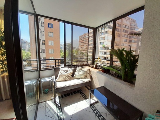 Amplio Departamento en Las Condes