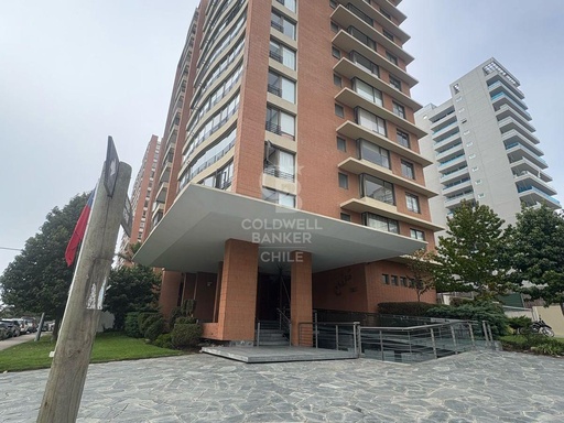 Bosques de Montemar, 2 estacionamientos