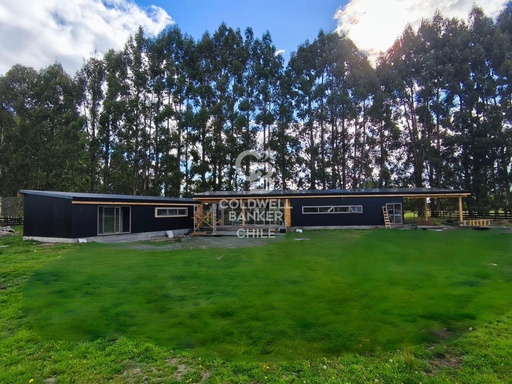 Casa nueva con espectacular diseño moderno.