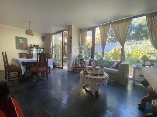 Casa en condominio seguro La Reina