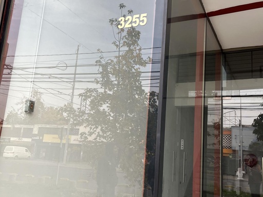 Local de 70m2 en Matucana con gran flujo peatonal
