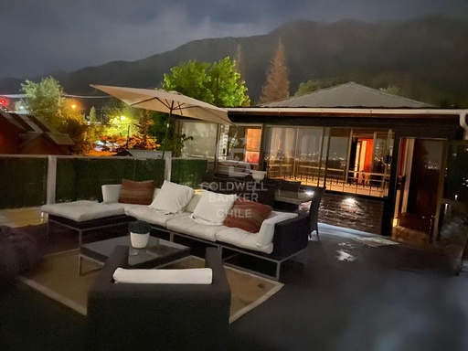 Espectacular Casa en Peñalolén Alto