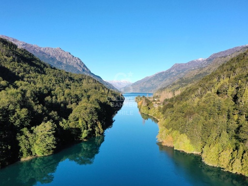Predio con 400 metros orilla de lago inferior