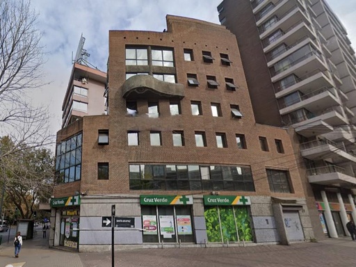 Edificio en Avenida Providencia