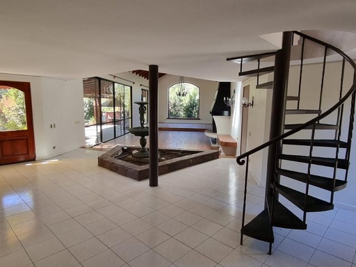 Encanto colonial en condominio privado.