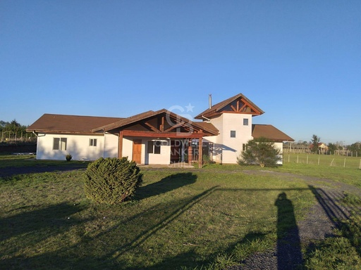 Hermosa casa en parcela- Río Bueno.