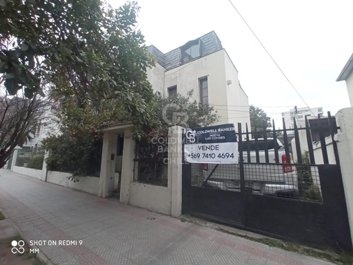 Oportunidad en Providencia Casa para Remodelar
