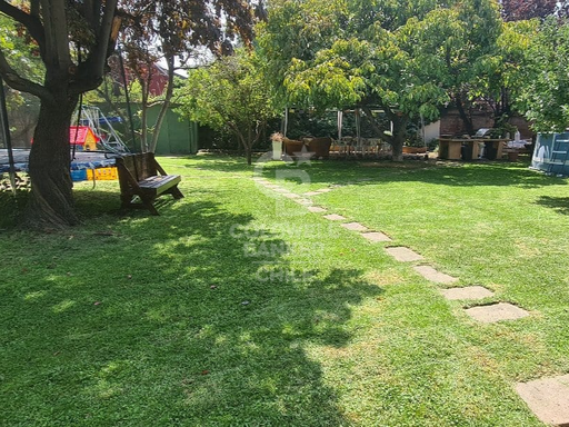 Espaciosa Casa  - Las Condes