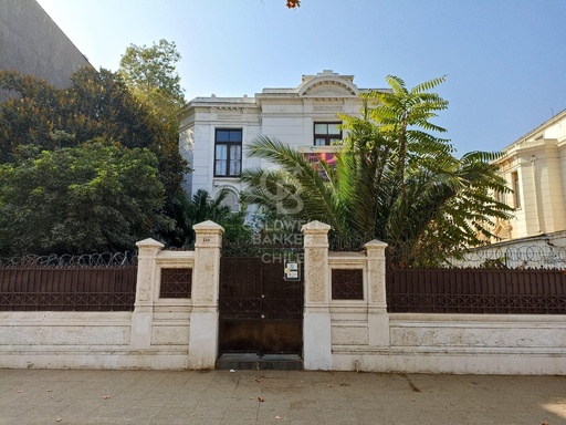 Gran Casona Av. República